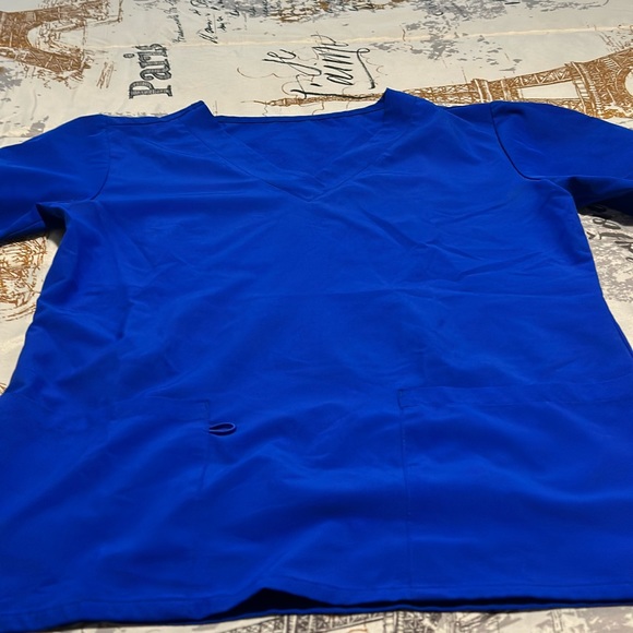 Women’s Scrub Set - Picture 1 of 5